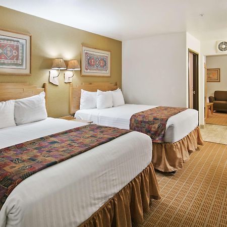 Best Western Gold Canyon Inn & Suites Экстерьер фото